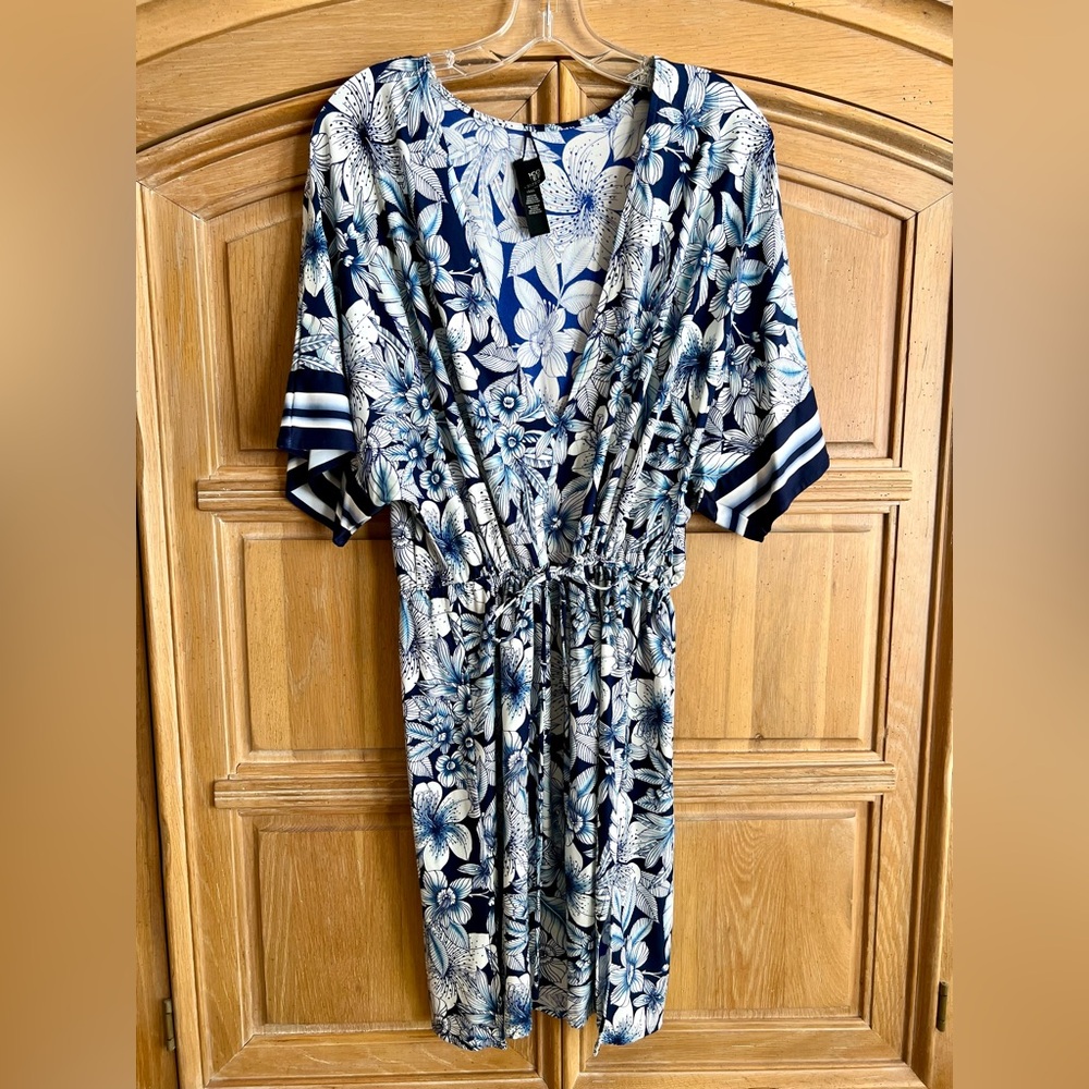 Coco Reef blue floral beach cover up- size Large NWOT